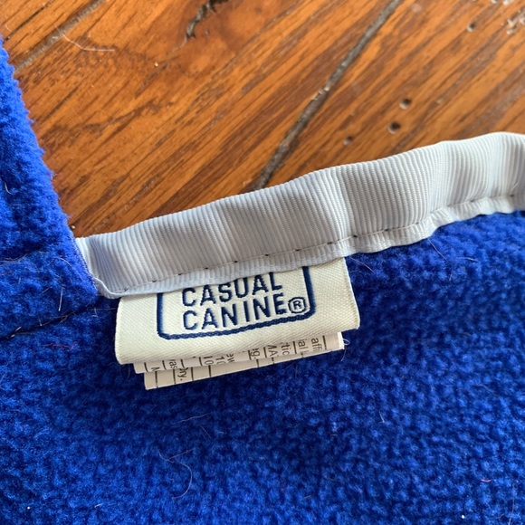 Casual Canine Quilted Nor’Easter Dog Coat in Royal Blue w/ Gray Detail Size S/M - Picture 4 of 8